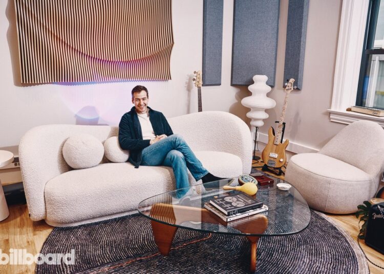 Suno Raised $400M, Made New AI Model With Music Industry Establishment