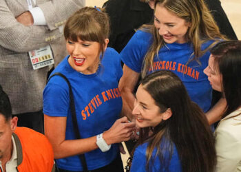 Taylor Swift attends Knicks' record-breaking rally over Spurs in Game 4 of the NBA Finals