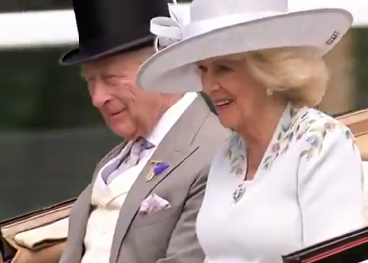 The King and Queen lead traditional carriage procession at Royal Ascot