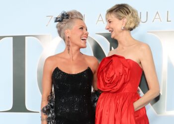 The Tony Awards 2026 Red Carpet Is a Reunion of Xennial Celebrities