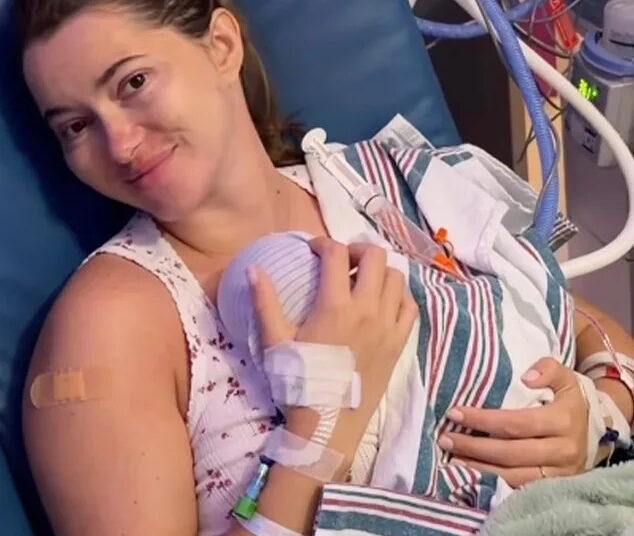Madeleine White and baby girl Juliette