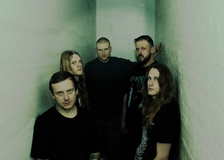 To The Grave release new music video for 'EYESTALK ABLATIONS'