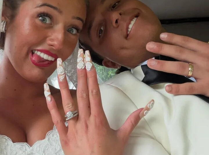 Venezuela Fury and husband Noah Price showing off their matching wedding rings.Credit: Venezuela Fury/Instagram