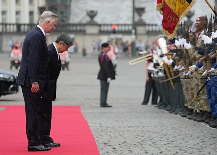 Video. Belgian royals roll out red carpet for Japan's emperor