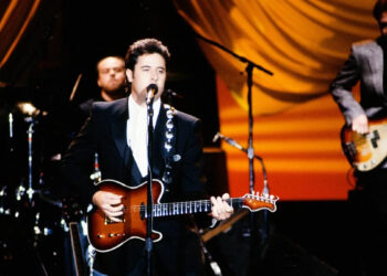 Vince Gill Pays Tribute to Bill Cody, Beloved Country Radio Personality Who Passed Away