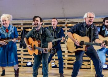 Weston Theater Company opens 90th season with 'Ring of Fire' | Entertainment