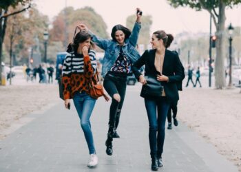 Why nostalgic celebrities are bringing back 2016 fashion, music, and social media trends