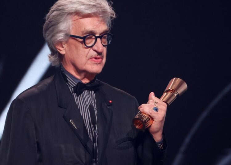 Wim Wenders pulls film featuring topless 13-year-old Nastassja Kinski