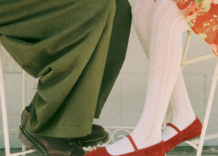 aron! Shiny Stockings