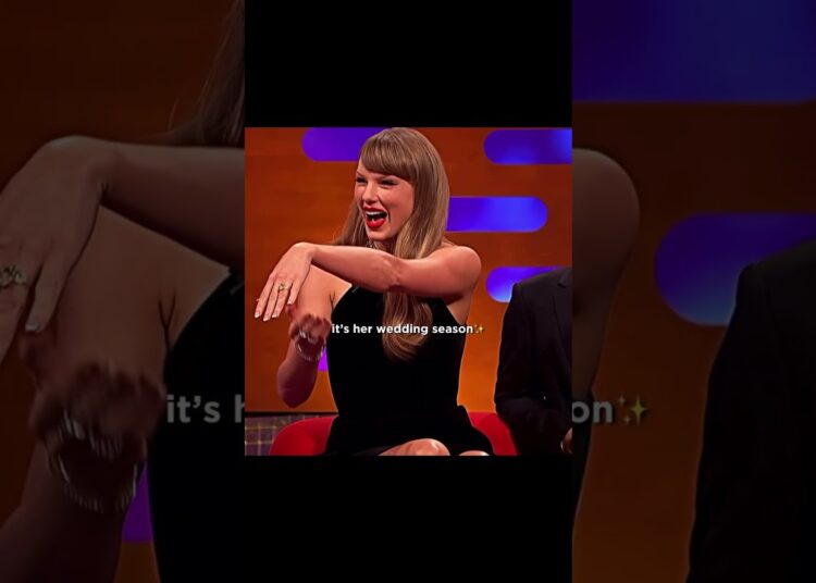 She looks so happy 😭💗🫶🏻 #taylorsversion #swifties #taylorswift #wedding #celebrity #news