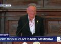 Bruce Springsteen honors music legend Clive Davis