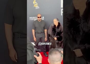 No one realizes Bianca never talks in public #fyp #celebrity #biancacensori #kanyewest