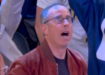 Watch Jerry Seinfeld and Celebrity Row Explode Over Historic 29 Point Knicks Comeback