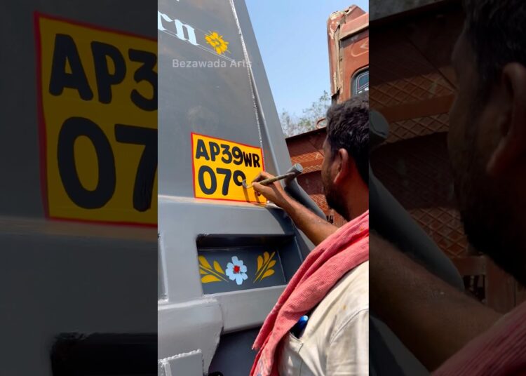 Watch This Artist Transform a Tata Truck with Incredible Paint Art! #viral #shorts