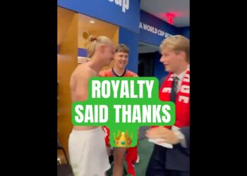 Norway’s Royal Family Enters The Locker Room To Thank Haaland 👑