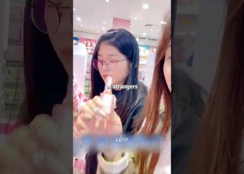 How makeup artists actually test store products 🤫💄
