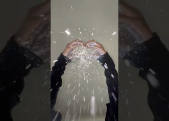 Glitter Rain ✨🤍 #shorts #art #tutorial #artist #creative #artwork