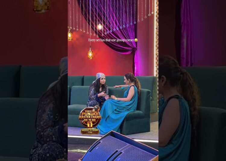 Every set has that one gossip corner😂