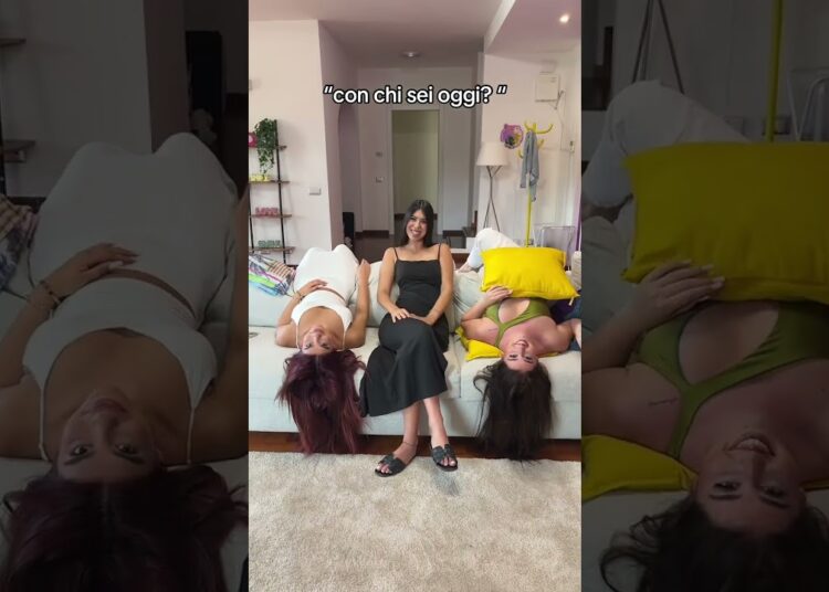 AVETE VISTO L’OSPITE CHE È PASSATO A TROVARCI IN GOSSIP HOUSE? #gossiphouse