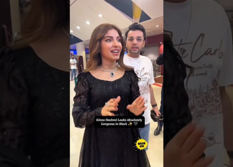 Kinza Hashmi Looks Absolutely Gorgeous in Black ✨ 🖤 #shorts #kinzahashmi #celebrity #fypviral #fyp