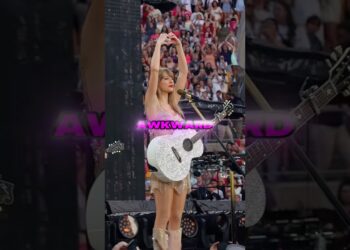 When people mispronounce these singer names #celebrity #taylorswift #arianagrande #sabrinacarpenter