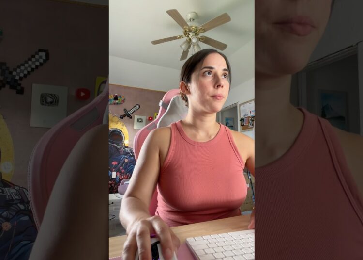 A simple side hustle for artists! @Printify  🎨 #Printify #sidehustle #ad #artist #artistsonyoutube