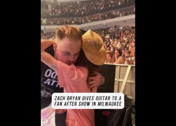 Celebrities pop up unexpectedly to surprise sick fans #celebrity #fan #surprise #fyp #usaus