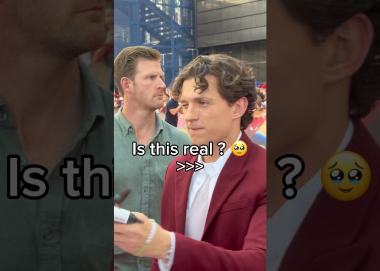 It’s real ? 😳🤣 #spiderman #brandnewday #tomholland #celebrity Peter Parker ✅