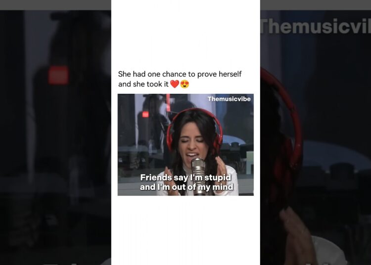 Her voice is so beautiful ❤️😍 #song #music #ytshorts #youtubeshorts