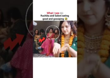 Ruchika gossiping 😨❤️ #ytshorts #trending #explore #triggeredinsaan #nischaymalhan #shortsfeed