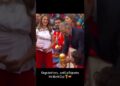 “The entire Spanish royal family stormed the field to celebrate with the World Cup champions.” 🇪🇸