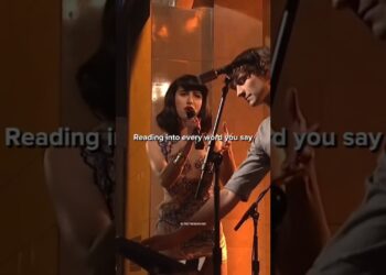 Gotye – Somebody that I used to know || Viral Video Song #music #somebodythatiusedtoknow #aurasonic
