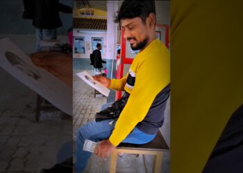 Bro react his drawing 🙂 || #shorts #drawing #surprise #artist #trending