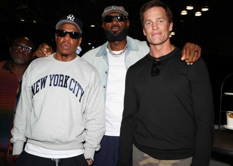 Jay-Z, Lebron James and Tom Brady at the 40/40 Club at Fanatics Fest.