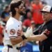 Alexander breaks left hand in Orioles' 4th straight win, 8-2 over Royals