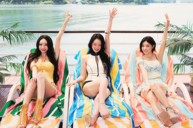 BB Girls Begin Music Show Promotions for New Song 'BODY WAVE'... The Return of the 'Summer Queen'