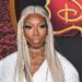 Brandy Ushers in White-hair Summer on the Red Carpet