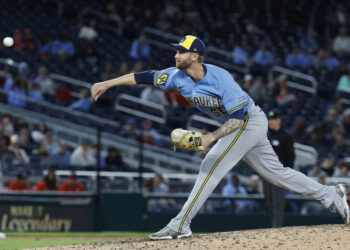 Brewers Trade Easton McGee To Royals