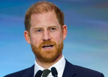 Buckingham Palace denies reports of Prince Harrys royal stay during UK trip