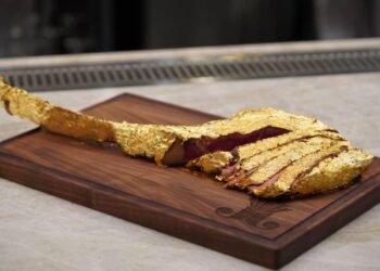 Juliet Restaurant gold tomahawk