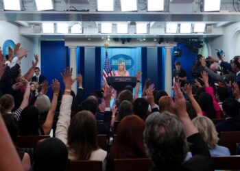 China warns of reciprocal countermeasures after US shortens foreign journalist visas | Entertainment