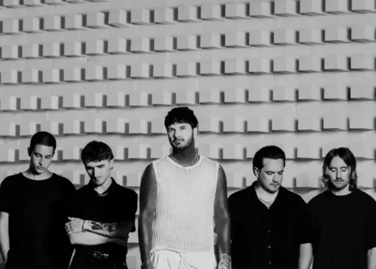 Chiodos Launch Their First New Song In Over A Decade "TAPDAT"