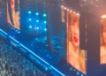 Crowd boos, cheers Taylor Swift during Alan Jackson's final show in Nashville