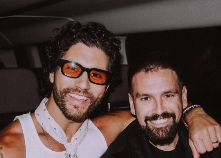 Dan + Shay Tease New Song, ‘Her, The Kids, and Jesus’