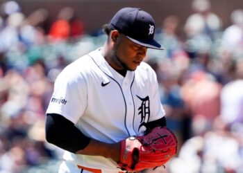Detroit Tigers seek series win over Kansas City Royals on Sunday