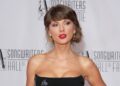 Did Taylor Swift Perform At Her Own Wedding?