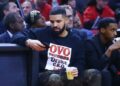 Drake breaks the internet with new photo dump