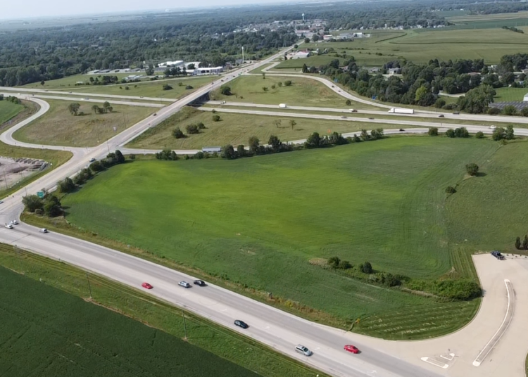 'Entertainment center' with bowling, arcade, restaurant and bar planned for southeast Mahomet | Restaurants