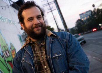 Eric Rahill brings trademark commitment to John Early’s ‘Maddie’s Secret’ | Entertainment