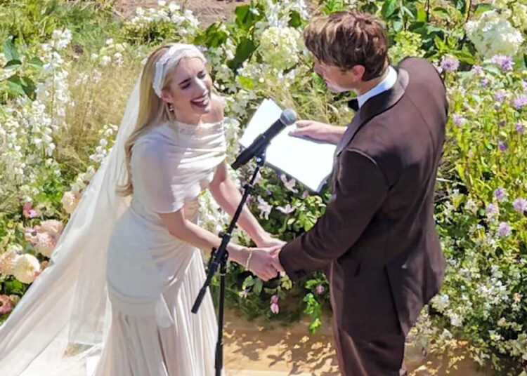 Emma Roberts and Cody John's wedding ceremonyCredit: Dsanchez/CPR / BACKGRID